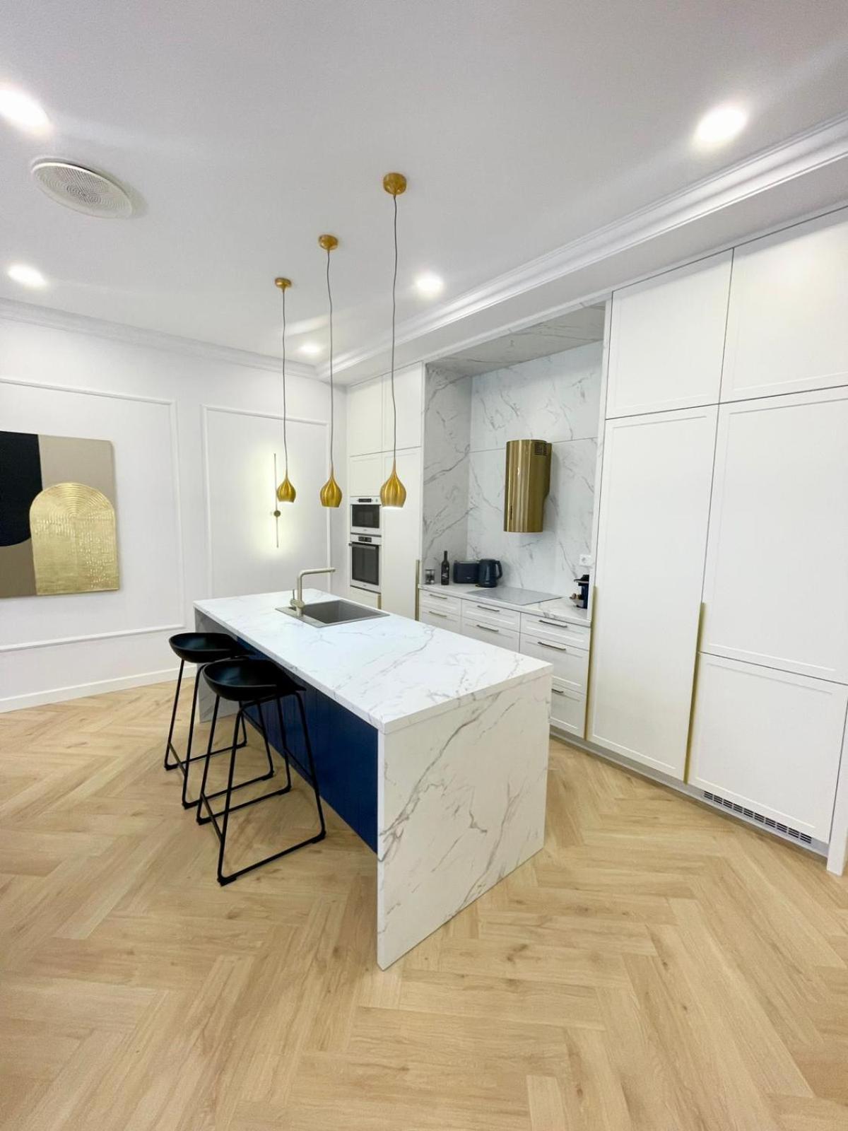 Buda Apartment *